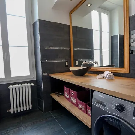 3 Moderne Avec Balcon Jardin Commun Et Clim - Benakey