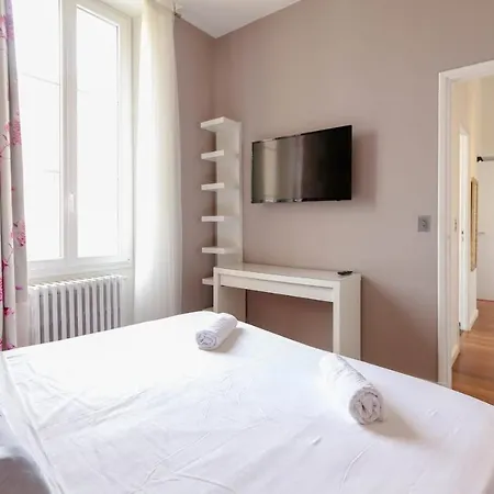 3 Moderne Avec Balcon Jardin Commun Et Clim - Benakey Appartement *