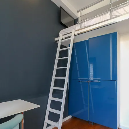 3 Moderne Avec Balcon Jardin Commun Et Clim - Benakey *