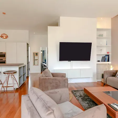 3 Moderne Avec Balcon Jardin Commun Et Clim - Benakey Cannes