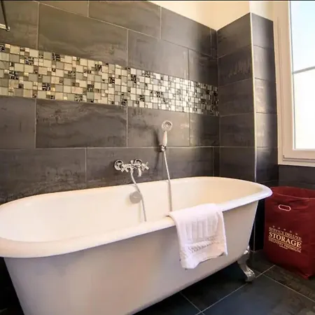 3 Moderne Avec Balcon Jardin Commun Et Clim - Benakey Appartement *