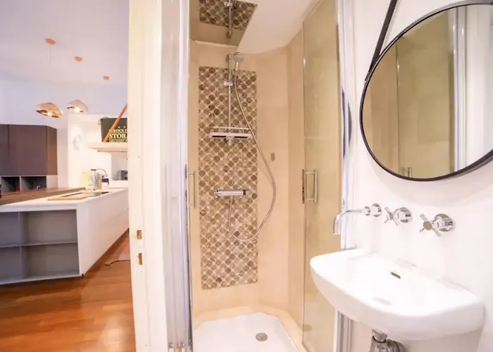 Modern With 3 Bedrooms Balcony Communal Garden And Ac- Benakey شقة *