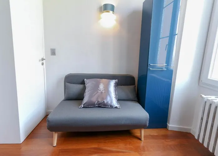 Modern With 3 Bedrooms Balcony Communal Garden And Ac- Benakey * كان