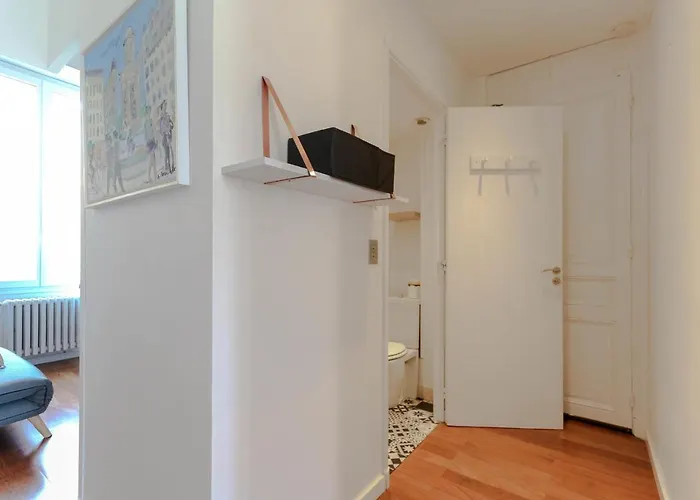 Modern With 3 Bedrooms Balcony Communal Garden And Ac- Benakey شقة كان